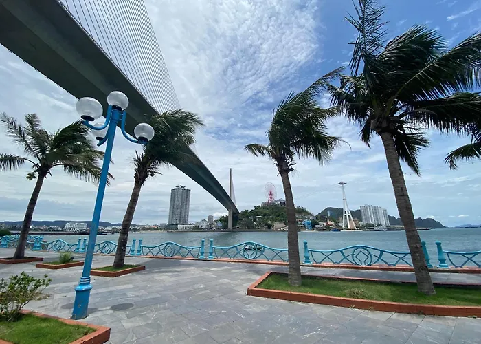 Diamon Luxury Apartment Ha Long